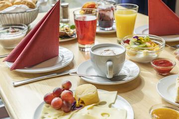 Breakfast meal