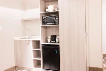 Private kitchenette