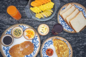Breakfast meal