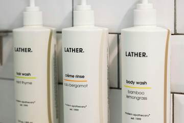 Bathroom amenities