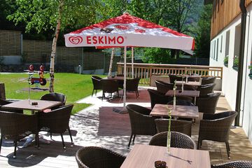 Sundeck