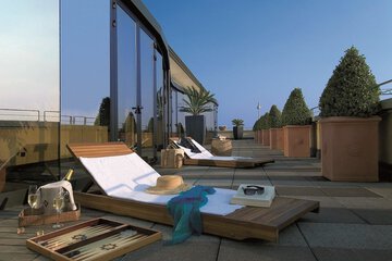 Sundeck