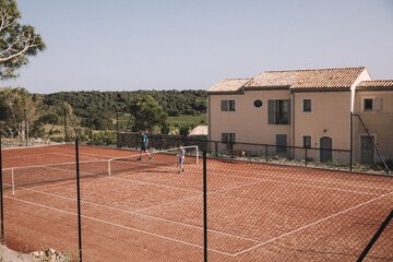 Tennis court