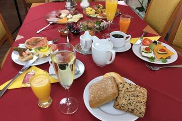 Breakfast meal