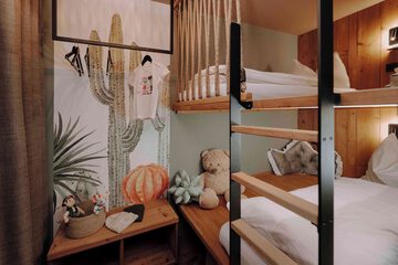 Children's theme room