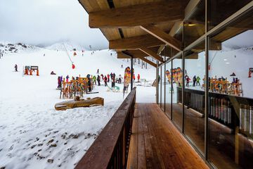 Skiing