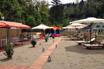 Children's play area - outdoor