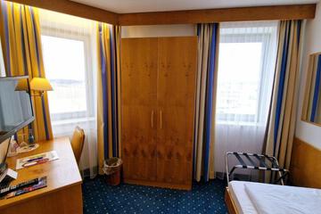 Photo 41