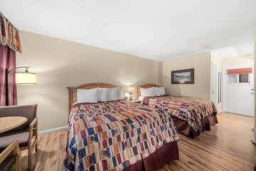 Jonathan Creek Inn & Villas