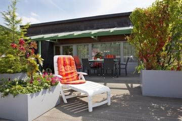 Sundeck