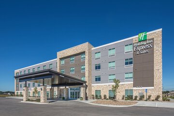 Holiday Inn Express & Suites West Omaha - Elkhorn by IHG
