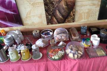 Breakfast buffet