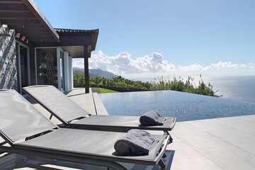 Infinity pool
