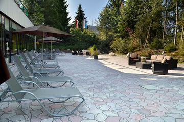 Sundeck