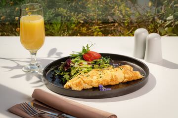 Breakfast meal