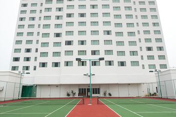 Tennis court