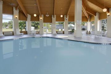 Pool 2 of 8