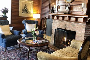 Hotel Interior 14 of 97