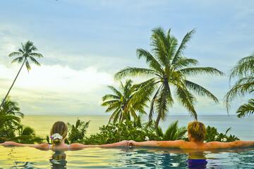 Infinity pool