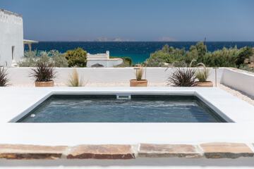 Private pool