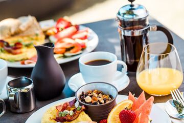 Breakfast meal