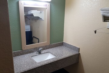 Bathroom sink