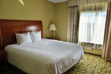 Room 27 of 63