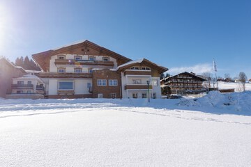 Skiing
