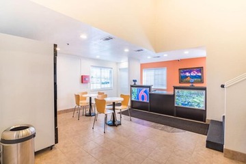 Hotel Interior 9 of 33