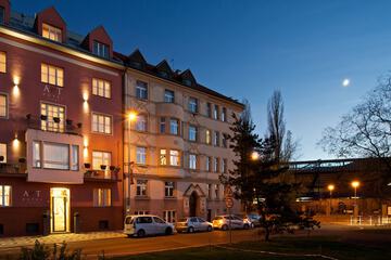 Front of property - evening/night