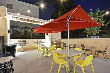 Terrace/Patio 35 of 40