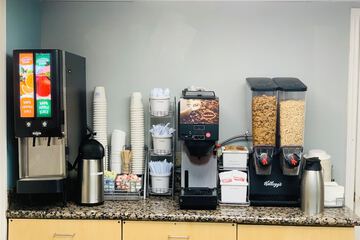Breakfast area