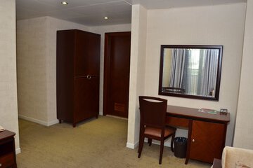 In-room business center