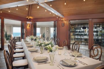 Couples dining