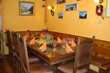 restaurant