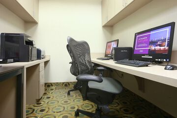 Business Center 56 of 57