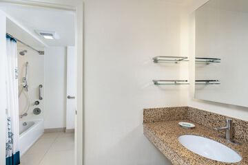 Room 12 of 23