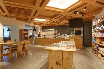 Gift shop