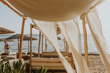 Beach bar