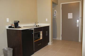 Private kitchenette