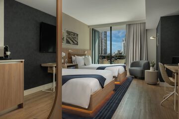Room 19 of 59