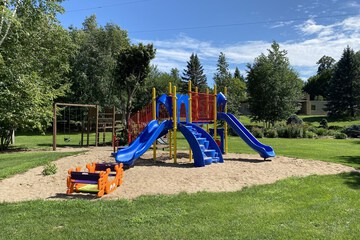 Children's play area - outdoor