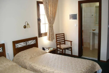 guest_rooms