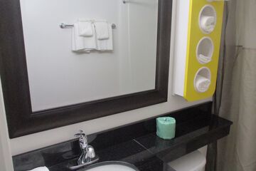 Bathroom sink