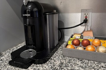 Breakfast/Coffee Service 101 of 120