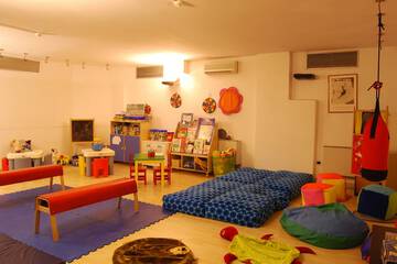 Children's play area - indoor