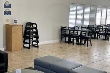 Breakfast/Coffee Service 77 of 85