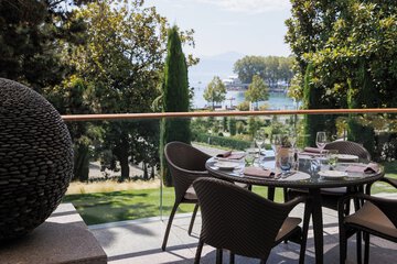 Breakfast area