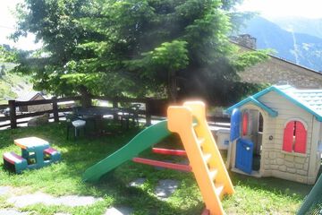 Children's play area - outdoor