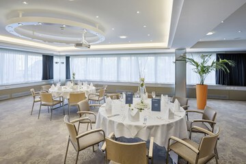 Indoor wedding